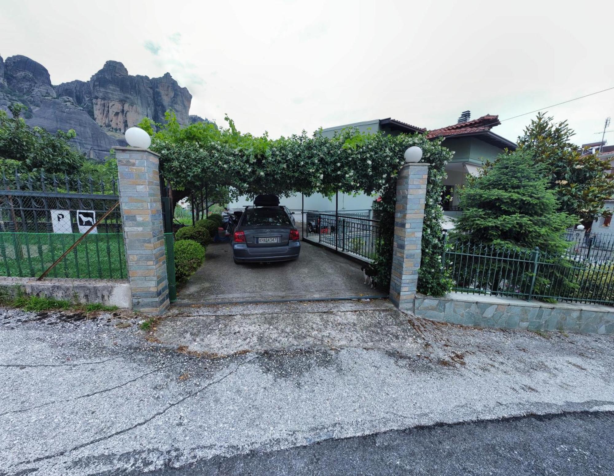 Postmans Apartment Under Meteora Kalampáka Ngoại thất bức ảnh